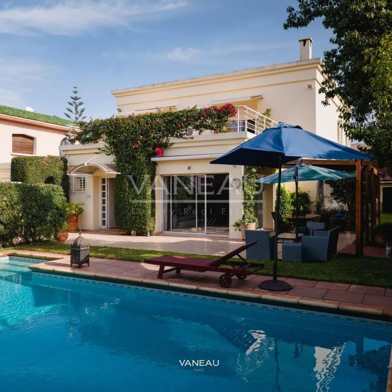 Superbe villa de 800 m² à vendre aux Crêtes (Haut Polo)  à Casab