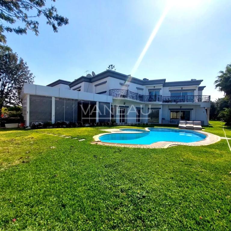 Villa de prestige à vendre - Quartier Californie - 2 500 m²