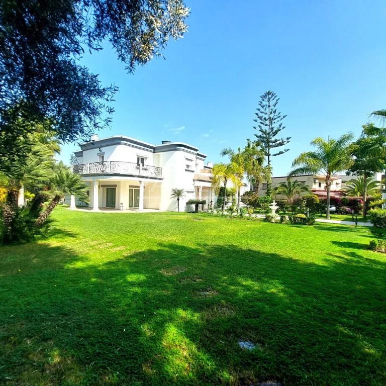Villa de prestige à vendre - Quartier Californie - 2 500 m²