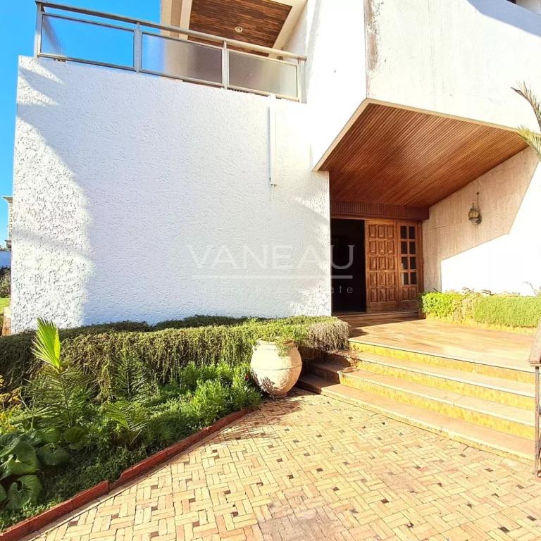 Villa de maître à vendre sur Anfa Supérieur - 2 000 m²