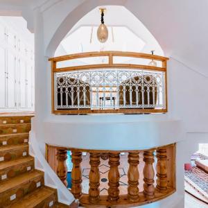 VILLA DE MAITRE SUR GOLF À VENDRE