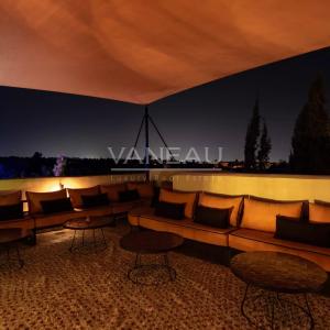 VILLA DE MAITRE SUR GOLF À VENDRE