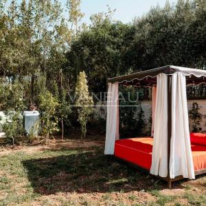VILLA DE MAITRE SUR GOLF À VENDRE