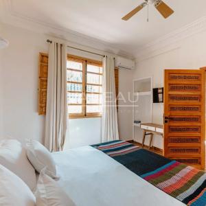 VILLA DE MAITRE SUR GOLF À VENDRE
