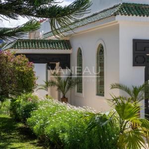 Villa meublée à vendre à El Oualida