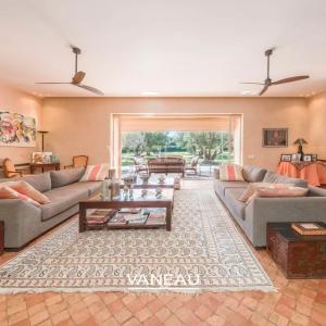 Propriété à vendre route de Fes avec VNA