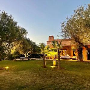 Jolie villa 3 chambres route de Fes avec piscine