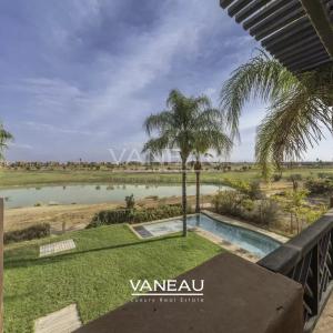 Villa front de front de golf  vue sur Atlas.