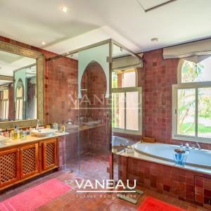 ***Villa au style Baroque vénitien****