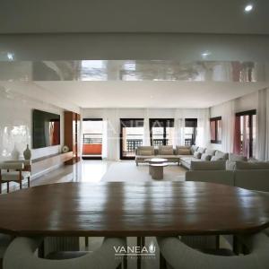 APPARTEMENT À VENDRE, 3 CHAMBRES EN PLEIN COEUR DE GUELIZ