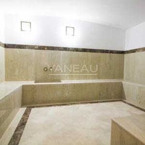 SOMPTUEUSE PROPRIÉTÉ DOMINANT LA MER À VENDRE SUR TANGER