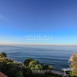 SOMPTUEUSE PROPRIÉTÉ DOMINANT LA MER À VENDRE SUR TANGER