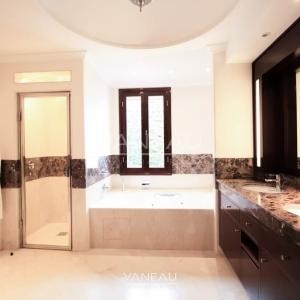 SOMPTUEUSE PROPRIÉTÉ DOMINANT LA MER À VENDRE SUR TANGER