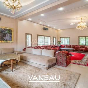 *** Villa de 505 m² sur golf prestigieux ***