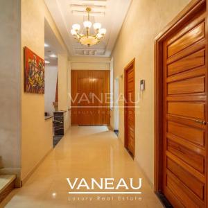 *** Villa de 505 m² sur golf prestigieux ***