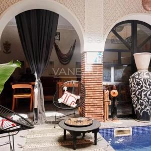 Trés beau riad maison d'hôtes 7 chambres en Médina