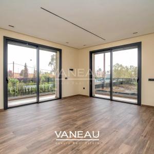 Villa de 500 m² habitable sur terrain arboré