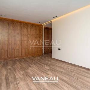 Villa de 500 m² habitable sur terrain arboré