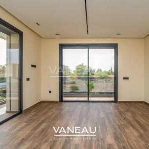 Villa de 500 m² habitable sur terrain arboré