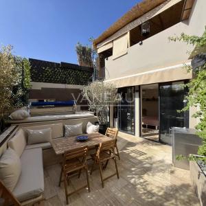 Appartement atypique  avec piscine  Dar El Bacha