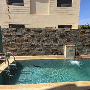 Maison familiale avec piscine Targa