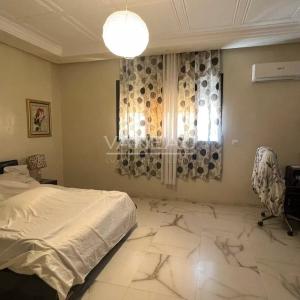 Maison familiale avec piscine Targa