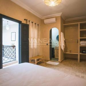 Riad trois chambres avec bassin et vue Koutoubia