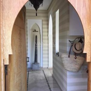 Jolie villa 3 chambres route de Fes avec piscine