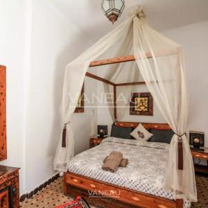 MARRAKECH MAISON D'HÔTES DE 7 CHAMBRES PISCINE SUR LA TERRASSE À