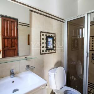 MARRAKECH MAISON D'HÔTES DE 7 CHAMBRES PISCINE SUR LA TERRASSE À