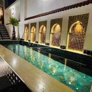 MARRAKECH MAISON D'HÔTES DE 7 CHAMBRES PISCINE SUR LA TERRASSE À
