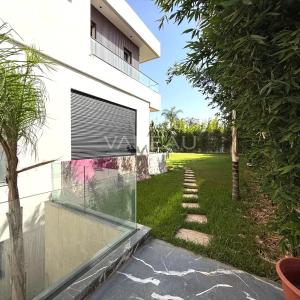 Villa à vendre sur Bouskoura Ville Verte -  1 300 m²