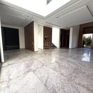 Villa à vendre sur Bouskoura Ville Verte -  1 300 m²