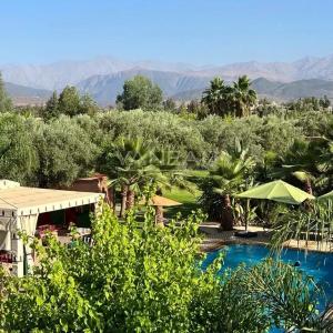 Un havre de paix au pied de l'Atlas sur 1 hectare avec VNA