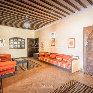 Un havre de paix au pied de l'Atlas sur 1 hectare avec VNA