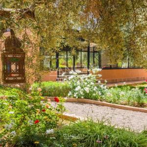 Un havre de paix au pied de l'Atlas sur 1 hectare avec VNA