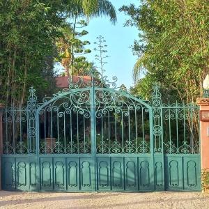 ***Villa au style Baroque vénitien****