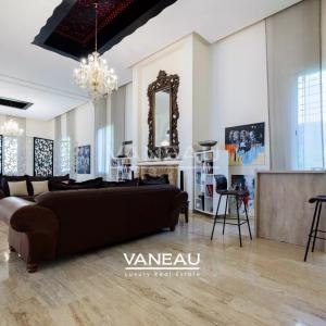 Palais à vendre au coeur de Souissi