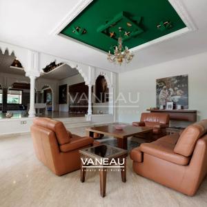 Palais à vendre au coeur de Souissi