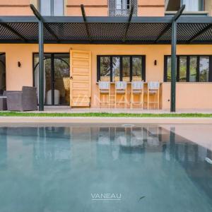 Appartement rdc avec avec piscine privée au coeur de l'Hivernage