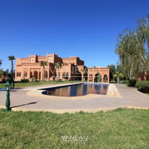 Route de Tahanaout de 1340m²