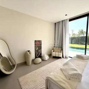 VILLA PLAIN-PIED 4 SUITES