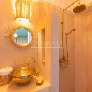 Riad d'exception  5 chambres  à Laksour