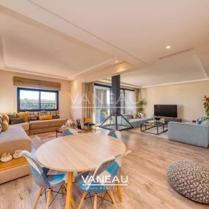 *** Appartement 4 pièces Hivernage/ Consulat***