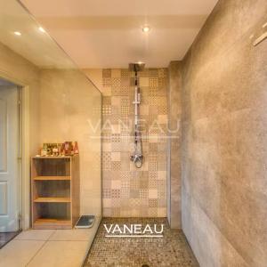 *** Appartement 4 pièces Hivernage/ Consulat***