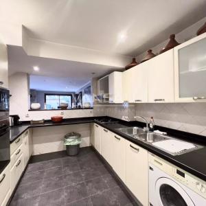 Rez-de-chaussée duplex en plein coeur de l'Hivernage