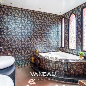 Villa 6 suites à vendre au coeur d'un des plus prestigieux Golf 