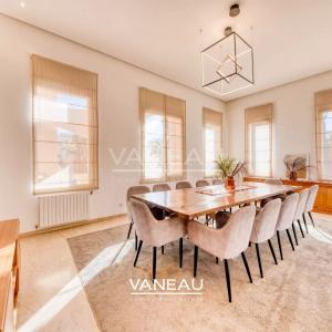 Sompteuse villa nichée au coeur de la Palmeraie