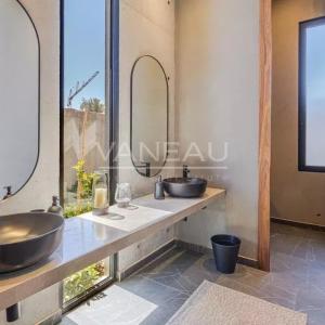 Villa d'architecte en 1ère ligne de golf