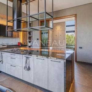 Villa d'architecte en 1ère ligne de golf